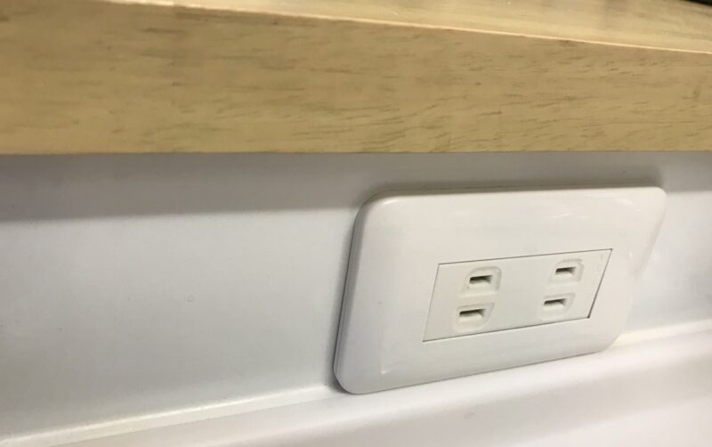 我が家のコンセント_IMG_7795