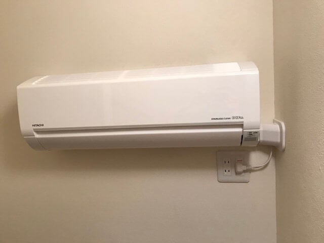 エアコン室内配管カバーdiyで まさかの大穴 大失敗か 奇跡のマイホーム建築記録