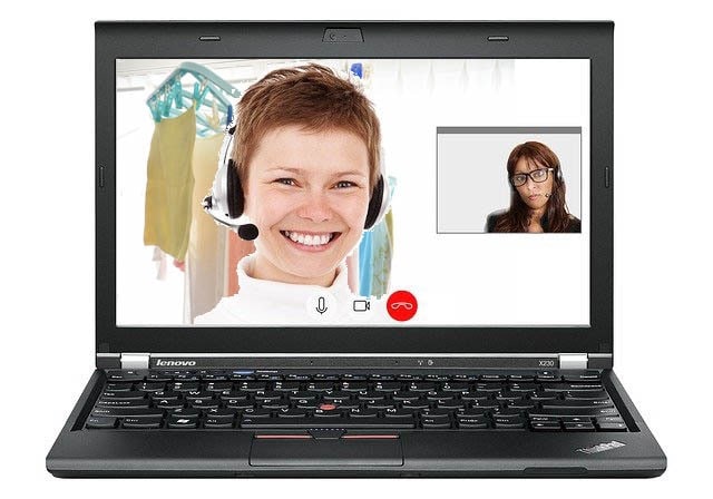 背景に洗濯物_video-4221403_640