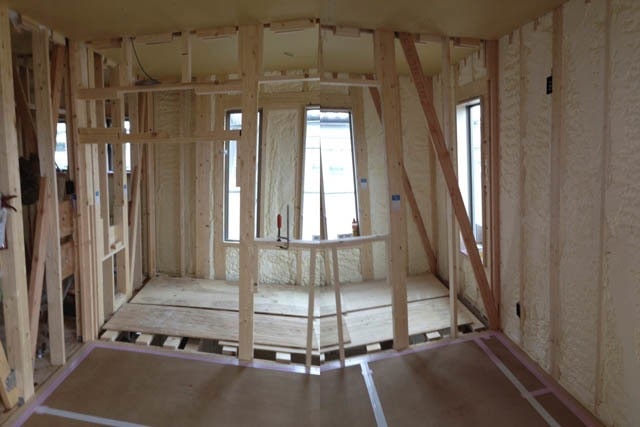 吹き抜けに板_img_20120721234024_071