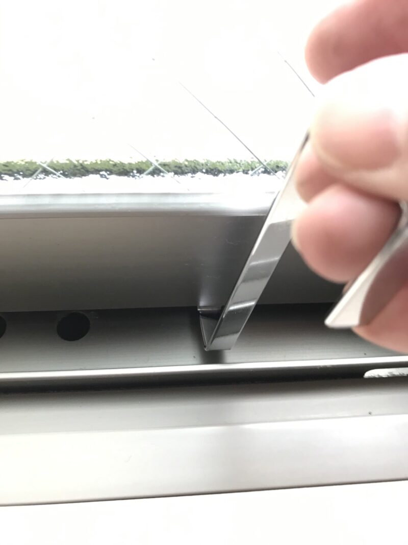 05_09_IMG_0004_カギ型金具完成