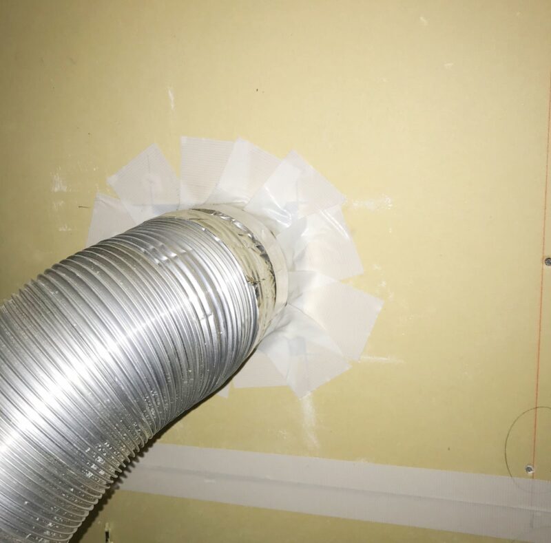 01_00_IMG_0067_換気扇ダクト処理前