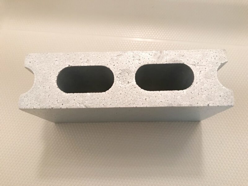 03_00_IMG_0071_発泡ブロック