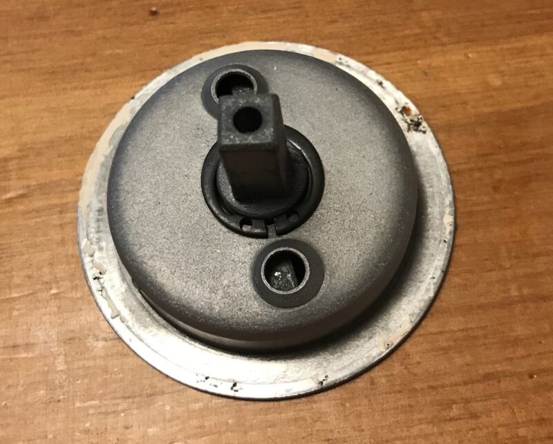 12_000_IMG_9599_表示錠の裏_外せない