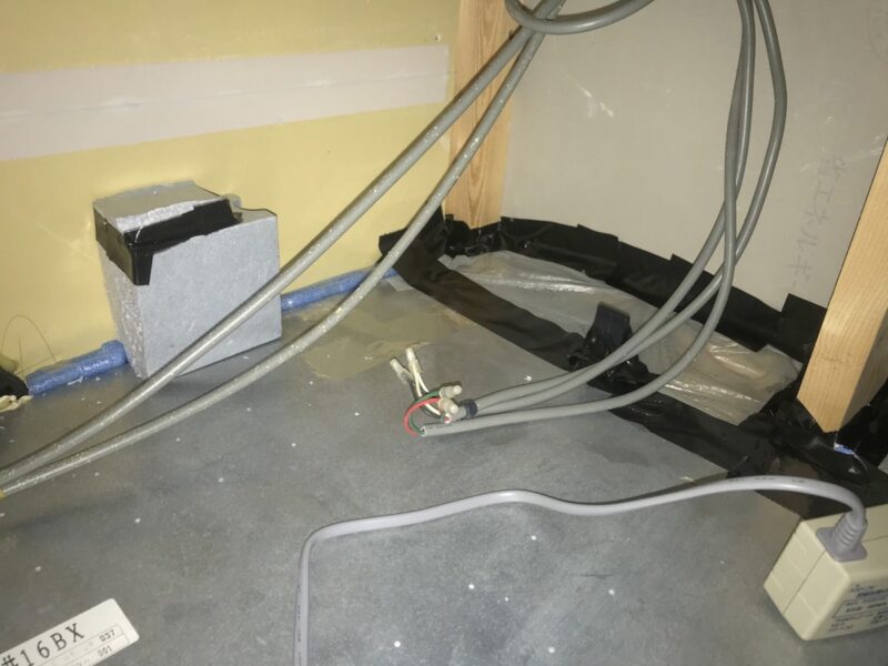 21_00_IMG_0108_グラスウール