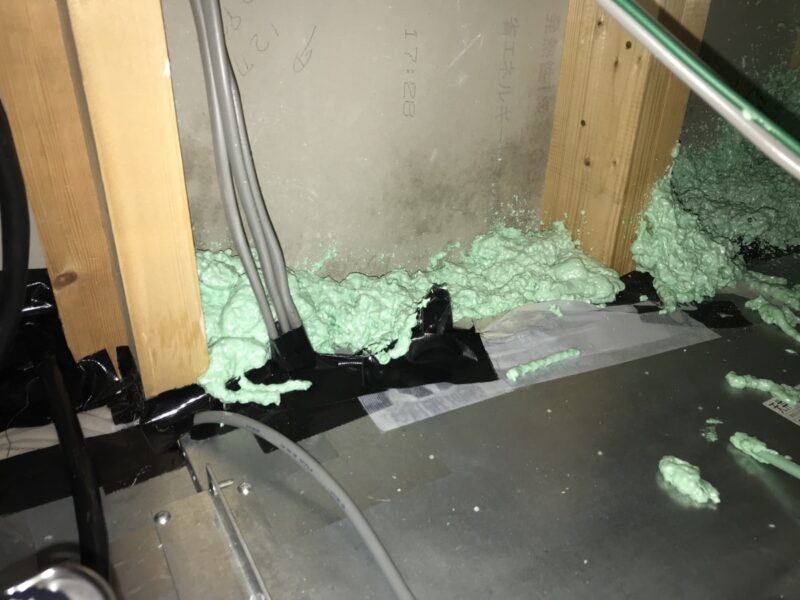 28_20_IMG_0139_発泡ウレタン