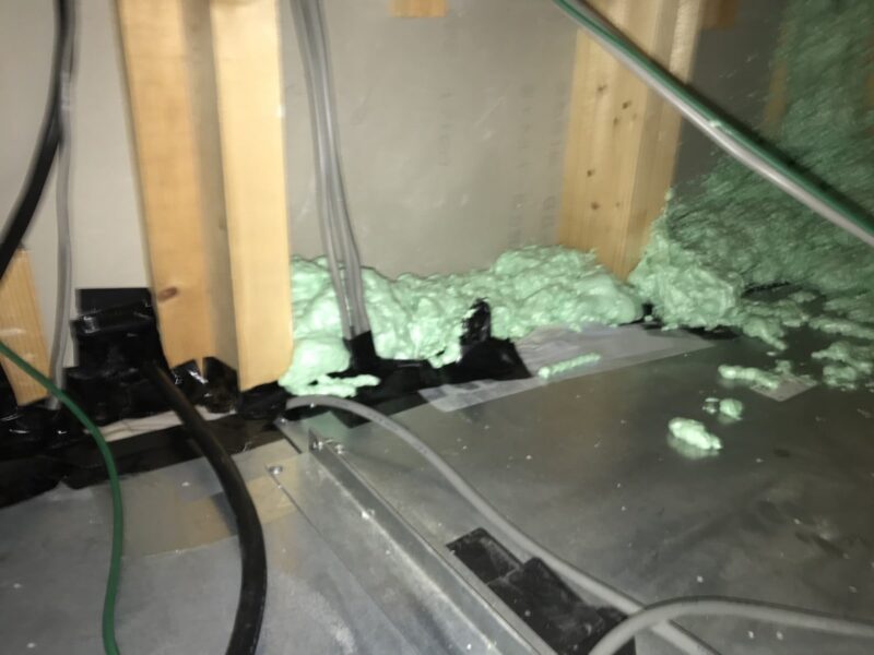 28_30_IMG_0145_発泡ウレタン