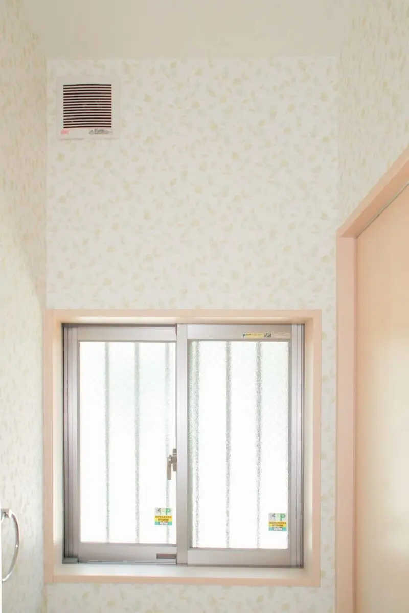 0130_1Fトイレ_引違い_IMG_4358