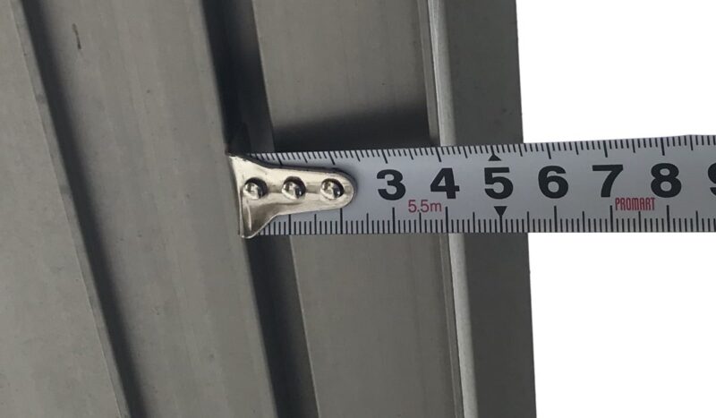 ライザーテラス前枠の溝