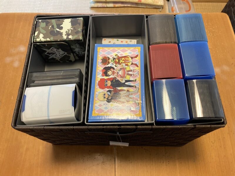 トレーディングカードのケース